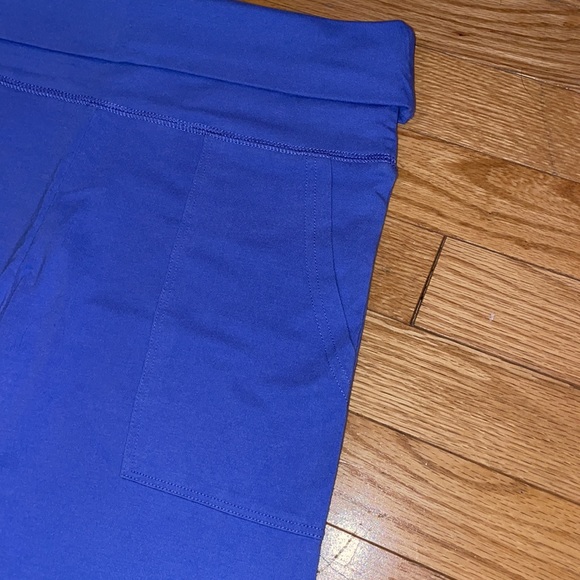 Aerie Foldover Bike Shorts - Picture 2 of 5